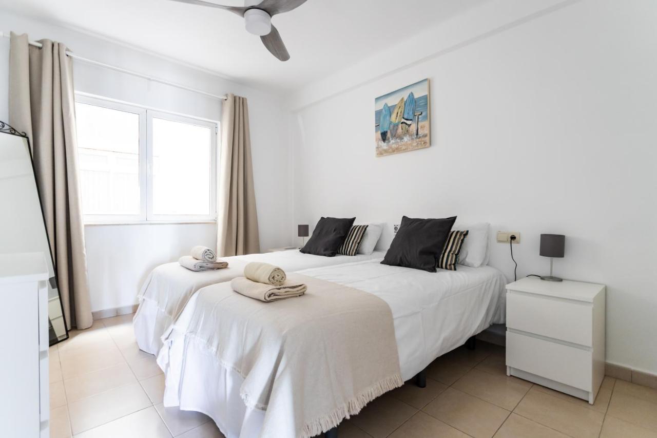 Sur Suites Don Miguel Фуэнхирола Экстерьер фото
