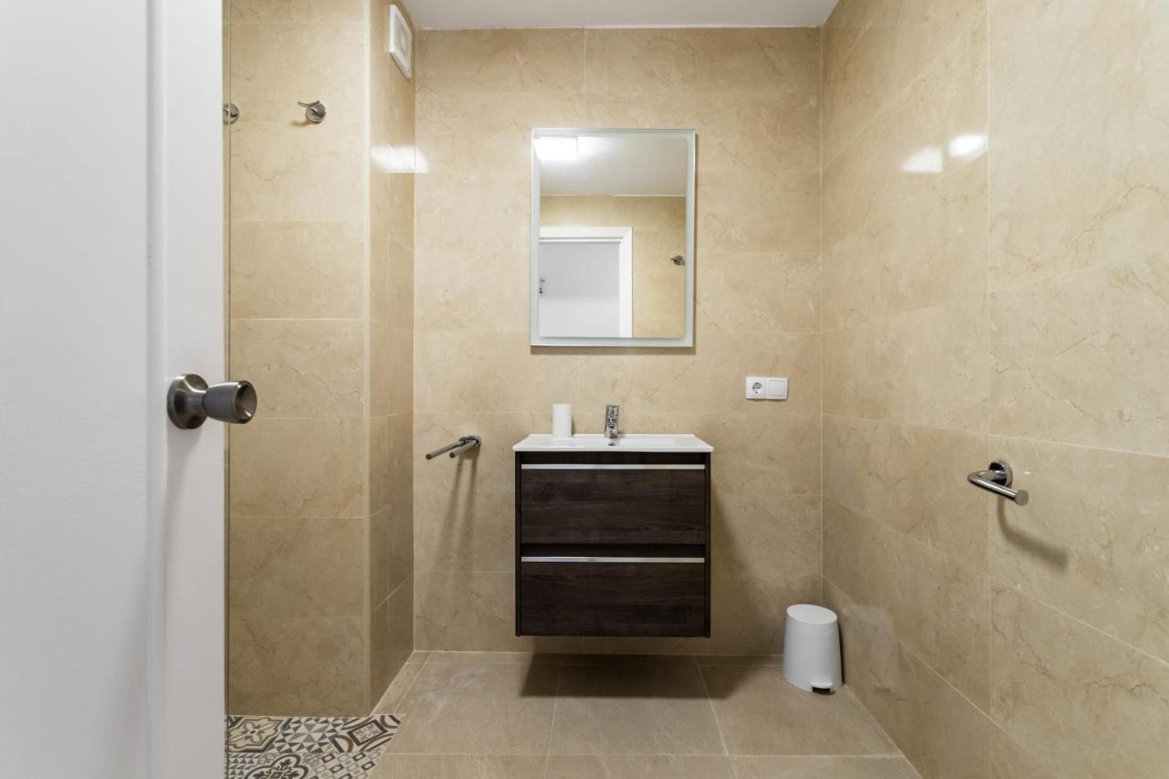 Sur Suites Don Miguel Фуэнхирола Экстерьер фото