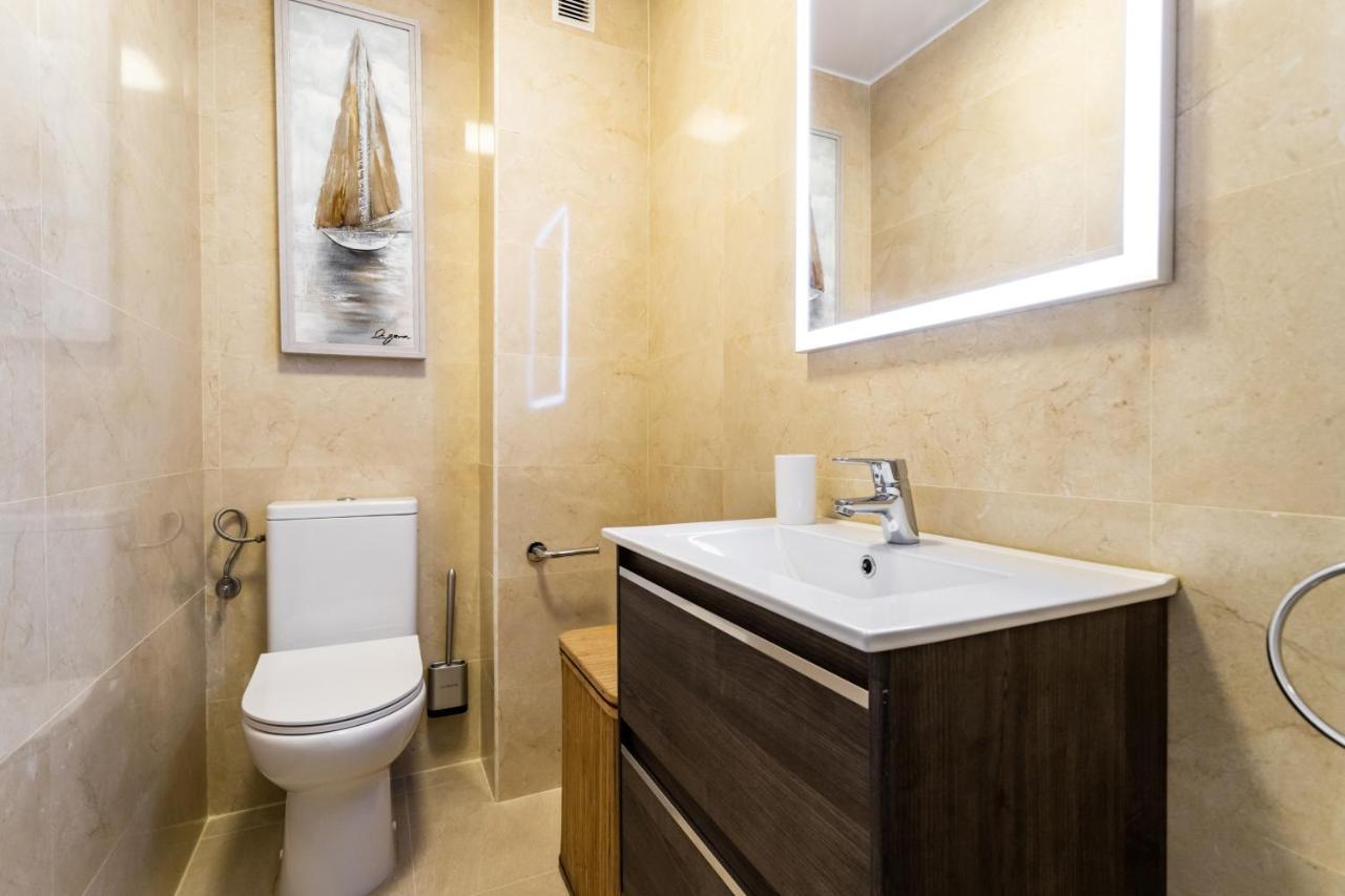 Sur Suites Don Miguel Фуэнхирола Экстерьер фото